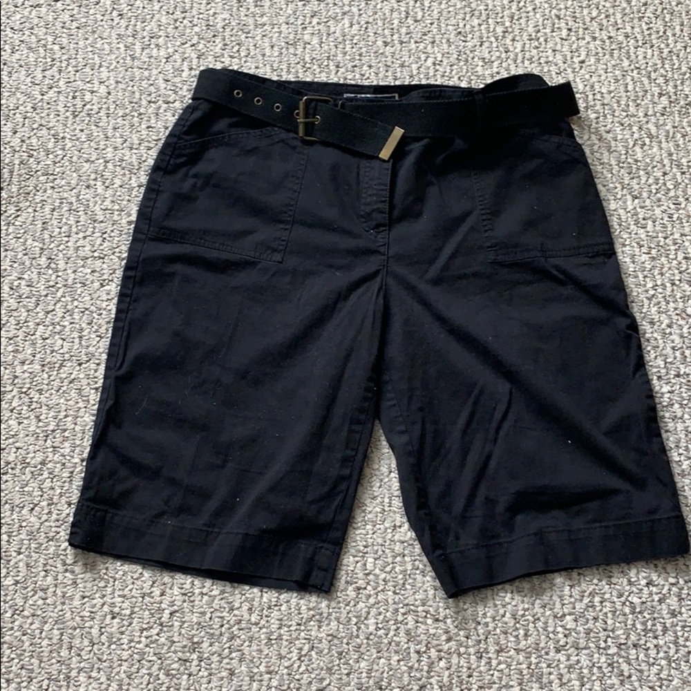 Karen Scott black shorts w/ belt